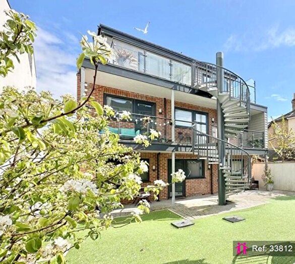 Studio For Sale In Southcote Road, Bournemouth, BH1