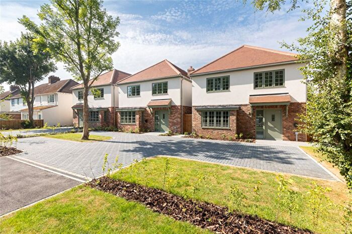 4 Bedroom Detached House For Sale In Hauxton Road, Little Shelford, Cambridge, CB22