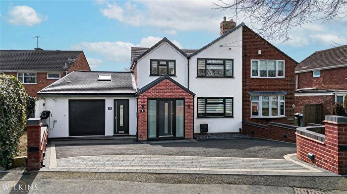 3 Bedroom Semi Detached House For Sale In Beyer Close, Tamworth, B77