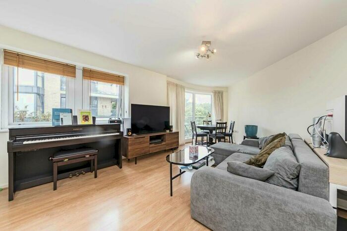 1 Bedroom Flat To Rent In Goldsmiths Row, Broadway Market, E2