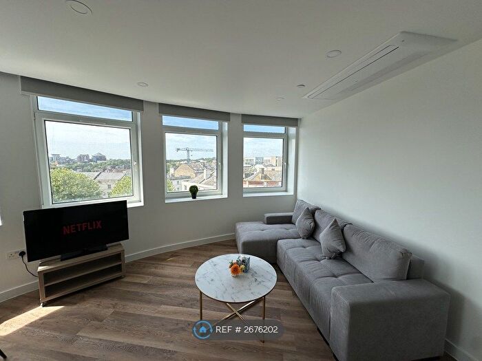 1 Bedroom Flat To Rent In Royal London House, Bournemouth, BH1