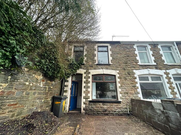 2 Bedroom End Terrace House For Sale In , Oak Street, Abertillery, Blaenau Gwent, NP13