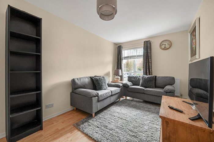 1 Bedroom Flat For Sale In Bevington Road, North Kensington, W10