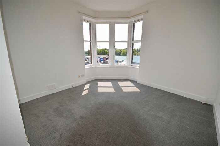 2 Bedroom Flat To Rent In /, Stewart Street, Dalmuir, G81
