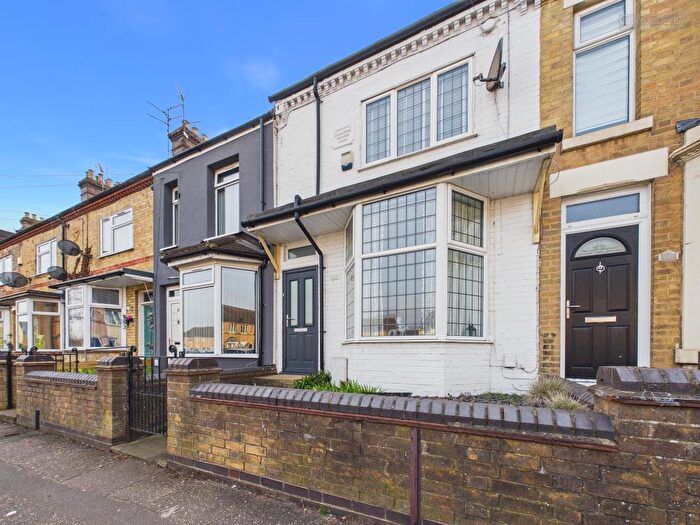 3 Bedroom Terraced House For Sale In Midland Road, Peterborough, PE3