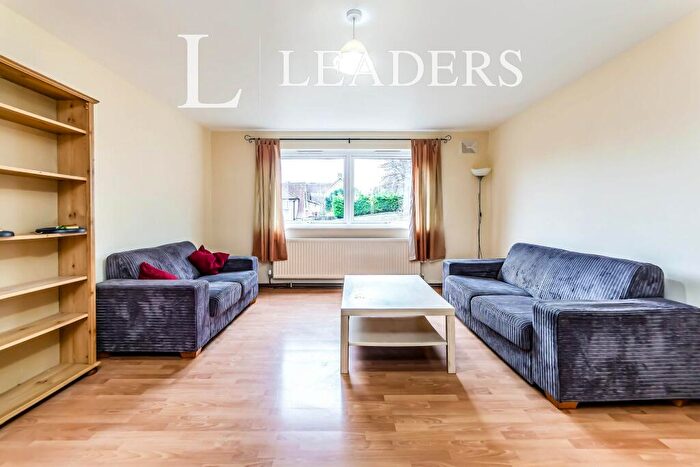 2 Bedroom Apartment To Rent In Pelton Court, Haling Park Road, Croydon, CR2