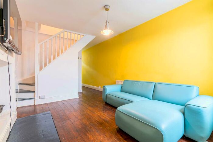 3 Bedroom Terraced House To Rent In &#pppw - Malcolm Street, Heaton, NE6