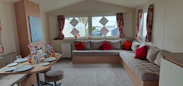 3 Bedroom Park Home For Sale In Park Road, Littlestone, New Romney, TN28