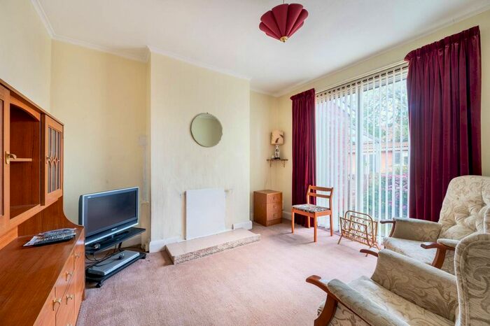 3 Bedroom Terraced House To Rent In Sudbury Heights Avenue, Sudbury, Greenford, UB6