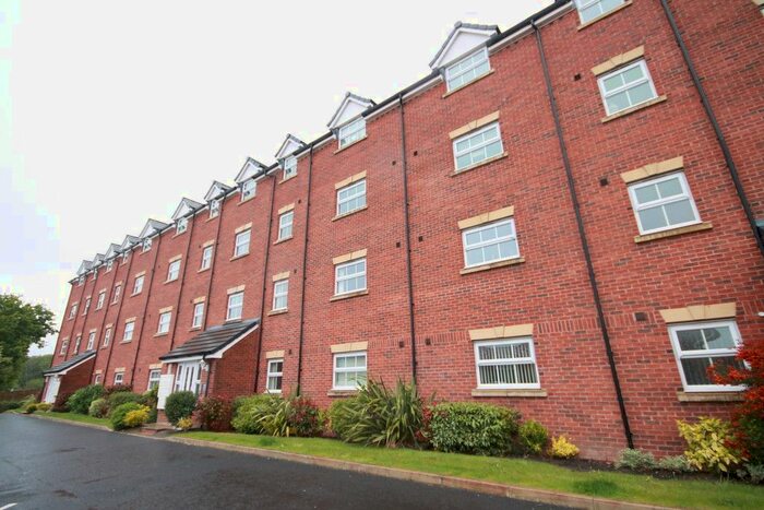 2 Bedroom Flat To Rent In Quins Croft, Leyland, PR25