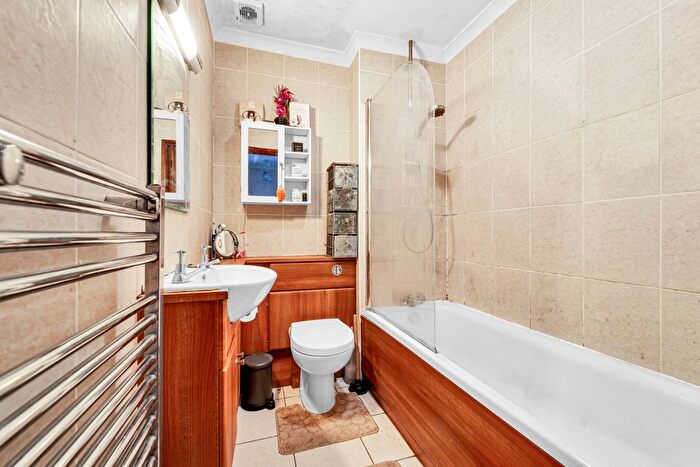 3 Bedroom Semi-Detached House For Sale In Napier Walk, Ashford, TW15