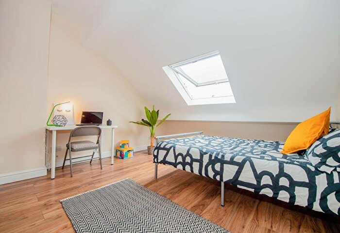 6 Bedroom Terraced House To Rent In Kensington, Liverpool, L7