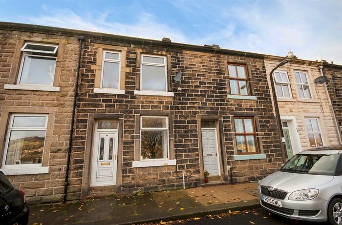 2 Bedroom Property To Rent In Albert Street, Ramsbottom, Bury, BL0