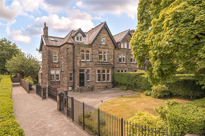 7 Bedroom End Of Terrace House For Sale In Duchy Road, Harrogate, HG1