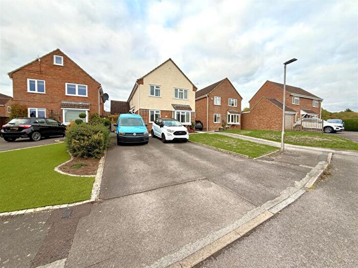5 Bedroom Detached House For Sale In Popes Meade, Highnam, GL2