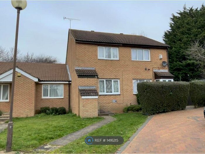 2 Bedroom Terraced House To Rent In Forest Rise, Milton Keynes, MK6