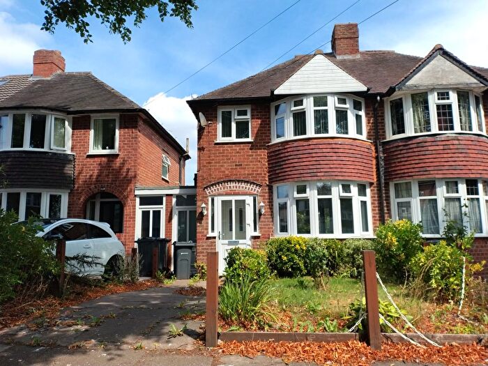 3 Bedroom Semi-Detached House To Rent In Saxondale Avenue, Birmingham, B26
