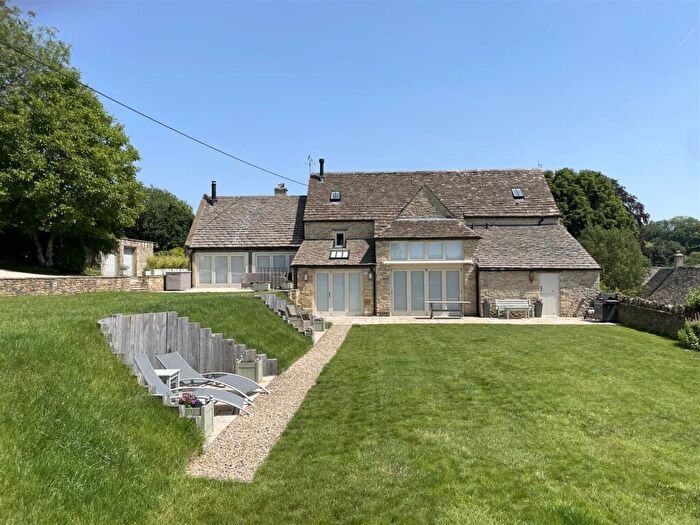 5 Bedroom Barn Conversion For Sale In The Corn Barn, Compton Abdale, GL54