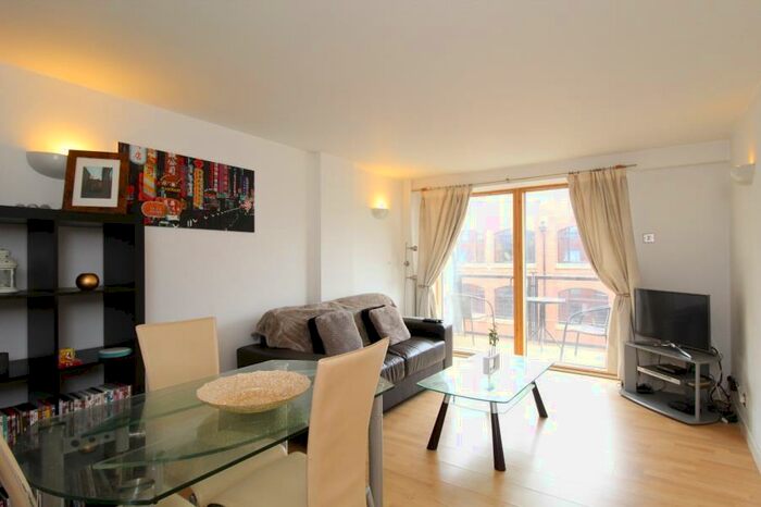 2 Bedroom Apartment To Rent In The Quays, Concordia Street, LS1