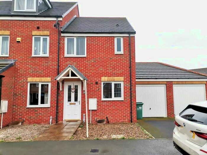 2 Bedroom End Of Terrace House To Rent In Pipistrelle Court, Stockton-On-Tees, Durham, TS21