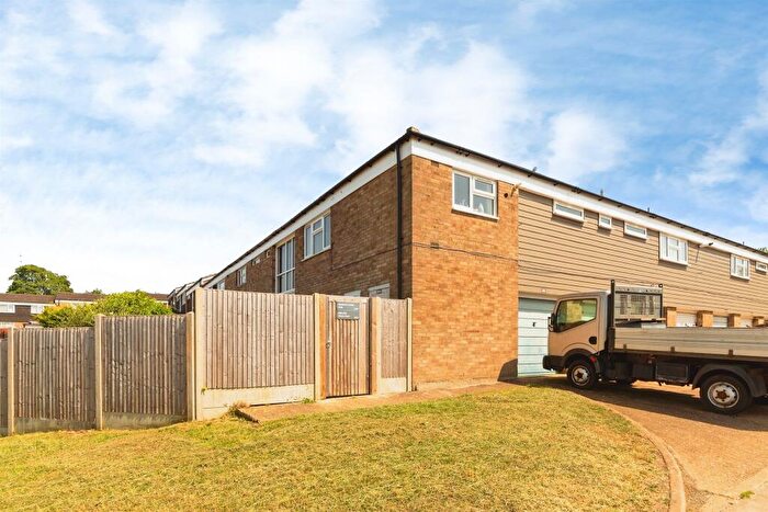 1 Bedroom Flat For Sale In Wisden Road, Stevenage, SG1