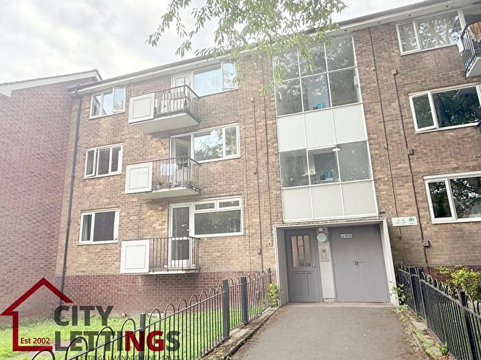 2 Bedroom Flat To Rent In Hirst Court, Radford, NG7