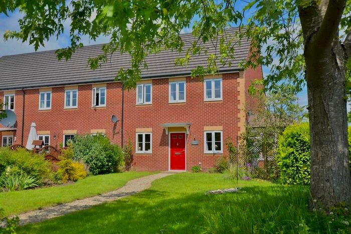 3 Bedroom Terraced House For Sale In Norval Court, Three Cocks Lane, Evesham, WR11