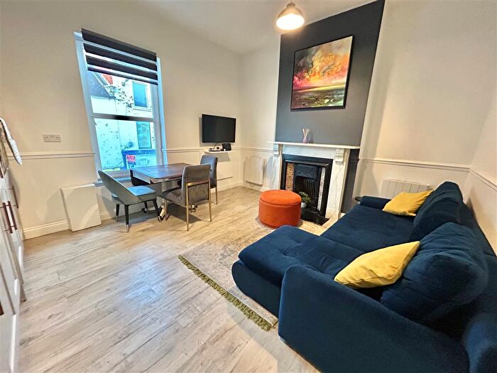 2 Bedroom Apartment To Rent In Church Street, Ripley, DE5