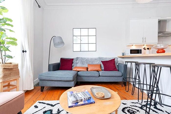 1 Bedroom Flat To Rent In Gorgie/Dalry, EH11