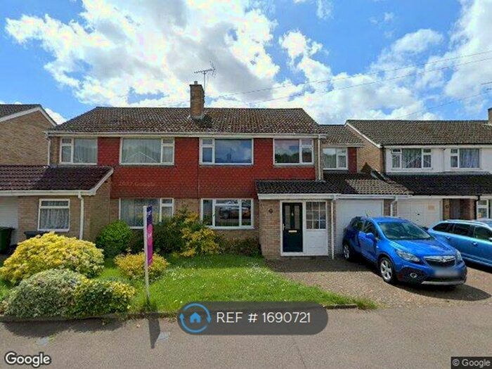 1 Bedroom Flat To Rent In Handcross Road, Luton, LU2