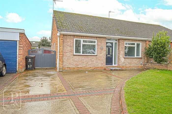 3 Bedroom Bungalow To Rent In Samsons Road, Brightlingsea, Colchester, Essex, CO7
