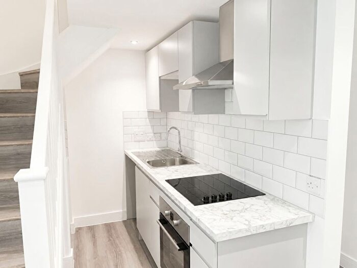 1 Bedroom Flat To Rent In College Place, Southampton, SO15