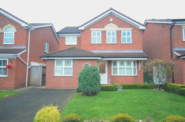 4 Bedroom Detached House To Rent In Searle Avenue, Castlefields, Stafford, ST16