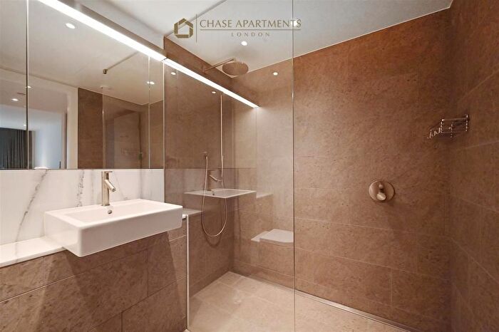 2 Bedroom Flat To Rent In Prospect Way, London, SW11