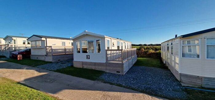 3 Bedroom Caravan For Sale In Oxwich, Oxwich, SA3