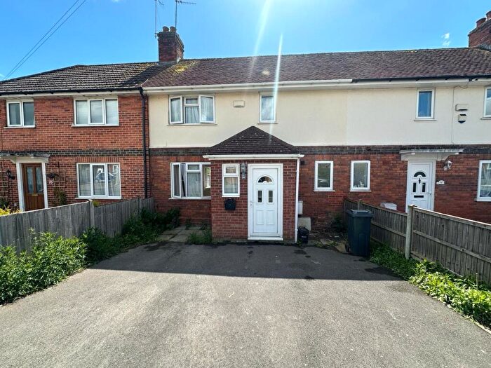 2 Bedroom Terraced House To Rent In Callington Road, Reading, Berkshire, RG2