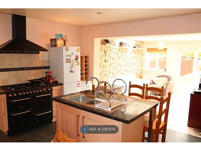 6 Bedroom Terraced House To Rent In Stourbridge Grove, Cambridge, CB1