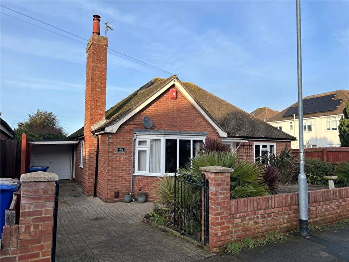 2 Bedroom Bungalow For Sale In Bury St Edmunds, Suffolk, IP33