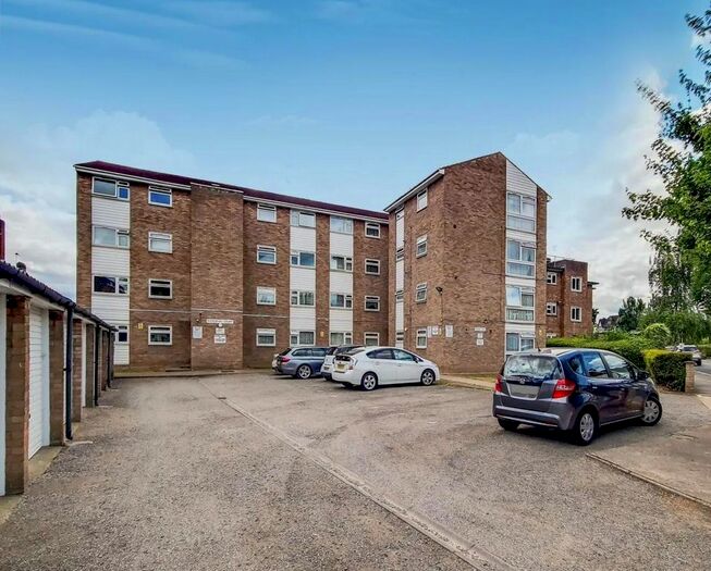 1 Bedroom Flat To Rent In Granville Road, London, N22