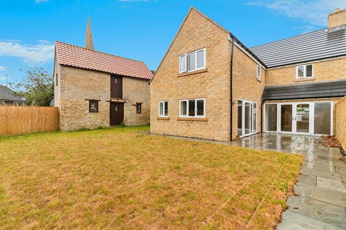 3 Bedroom Semi-Detached House For Sale In High Street, Stanion, Kettering, NN14