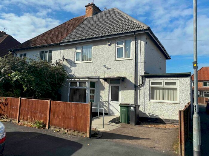 3 Bedroom Semi-Detached House To Rent In Parkland Drive, Leicester, LE2