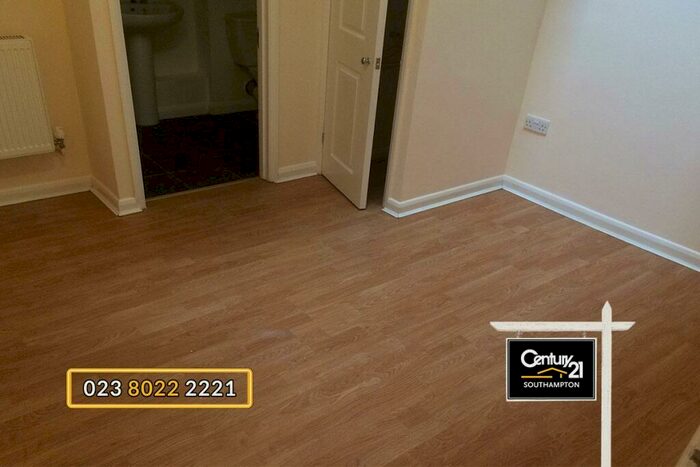 1 Bedroom Flat To Rent In |Ref: |, Portswood Road, Southampton, Hampshire, SO17