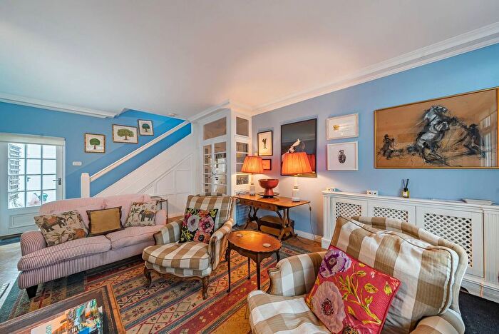 4 Bedroom Terraced House To Rent In Groom Place, Belgravia, London, SW1X