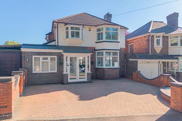 4 Bedroom Detached House For Sale In Griffin Road, Birmingham, B23
