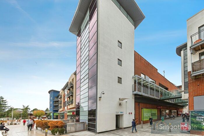 2 Bedroom Flat For Sale In Flat, The Forum, Horsham, RH12