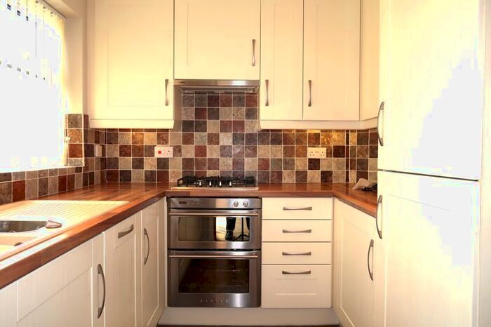 2 Bedroom Flat To Rent In Wilford Road, Ruddington, Nottingham, NG11