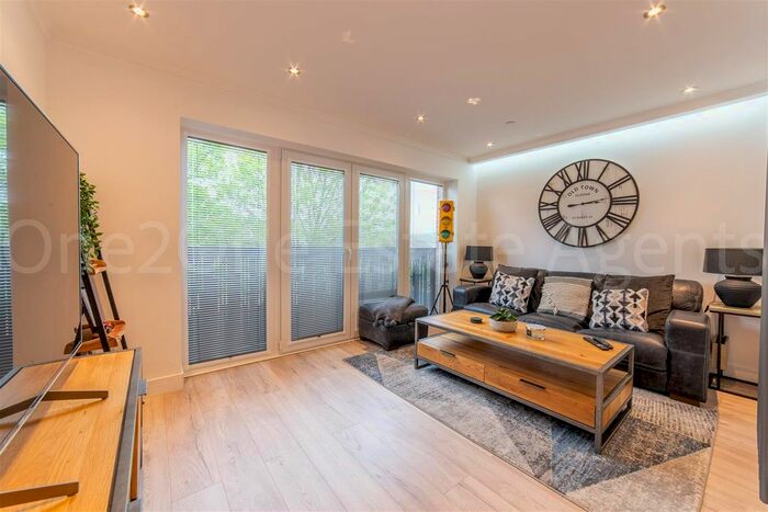 3 Bedroom End Of Terrace House For Sale In Milfraen View, Brynmawr, Ebbw Vale, NP23