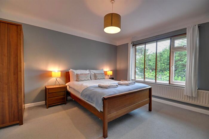 2 Bedroom Flat To Rent In Brownsea Road, Poole, BH13