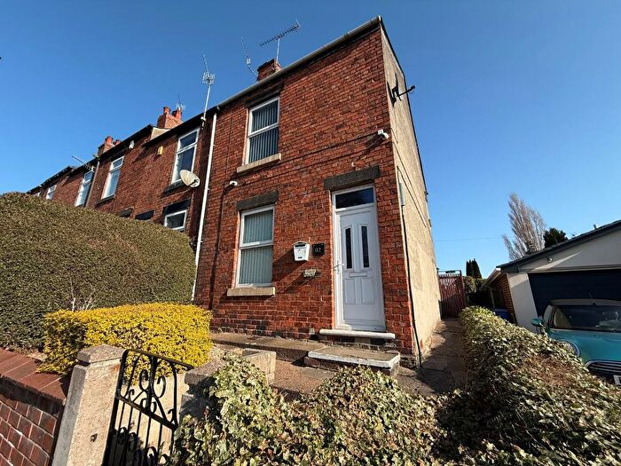 3 Bedroom End Of Terrace House To Rent In Lound Side, Chapeltown, Sheffield, S35