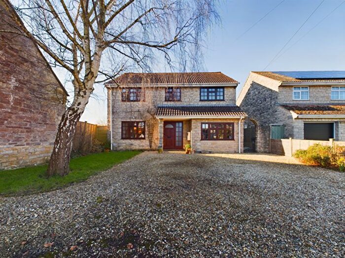 5 Bedroom Detached House For Sale In Long Load, Langport, TA10